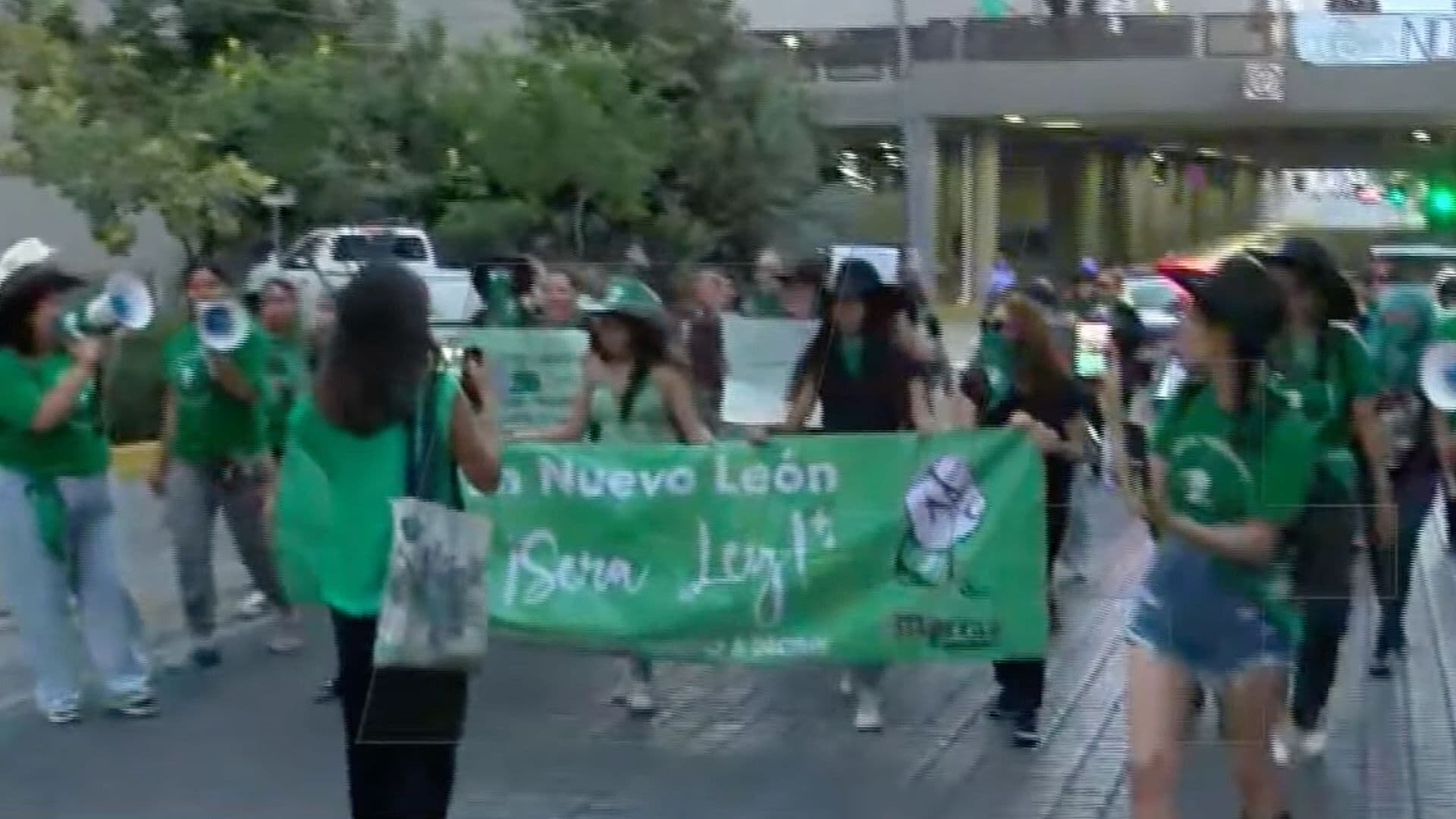Inicia Marcha por Despenalización del Aborto en Nuevo León