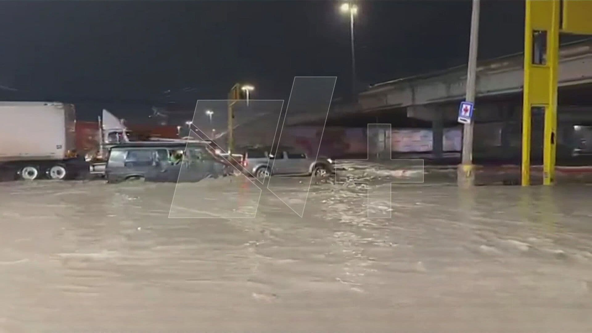 Intensa Lluvia Causa Severa Inundación en la Carretera Juárez-El Porvenir