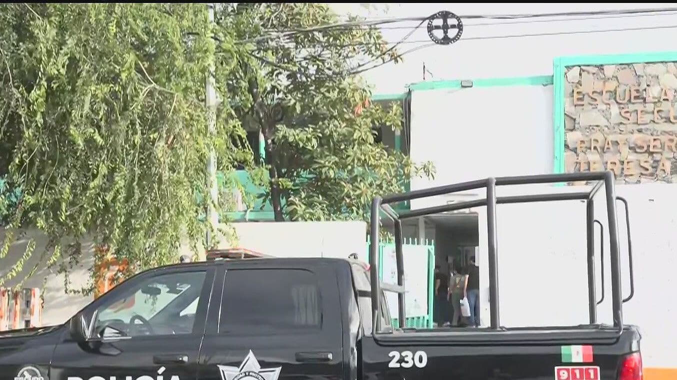 Hospitalizan a 2 Alumnas por Presuntamente Intoxicarse con Cristal en Monterrey
