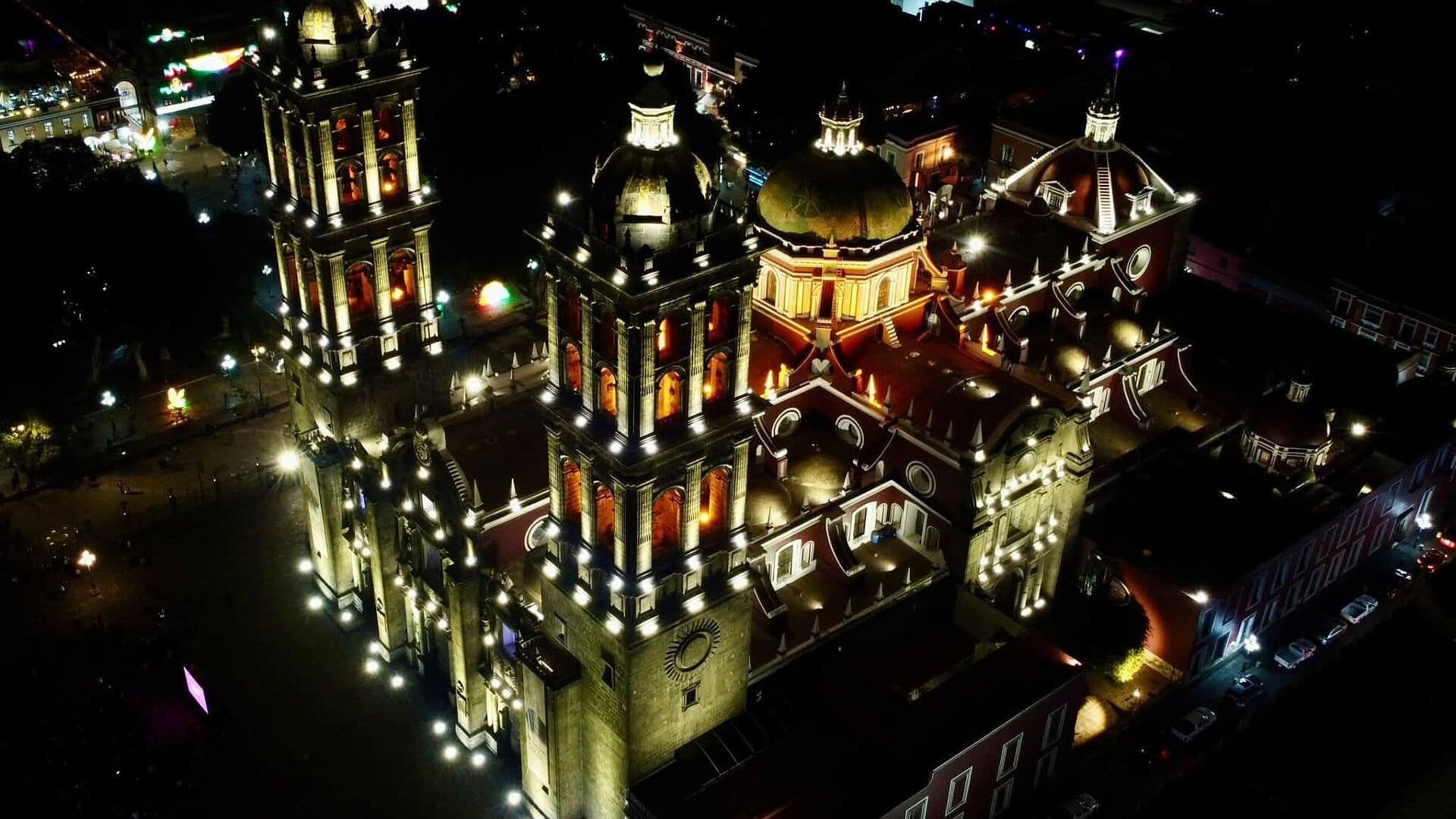 Ceremonia Encendido Iluminación Catedral de Puebla 2026 con 460 Puntos Led