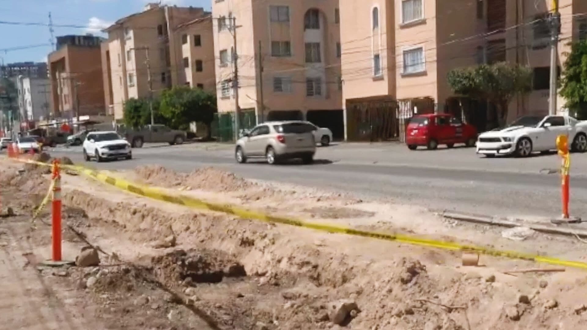 Alertan de Cierre Viales por Obras en la Calle Santa Virtudes en León Guanajuato