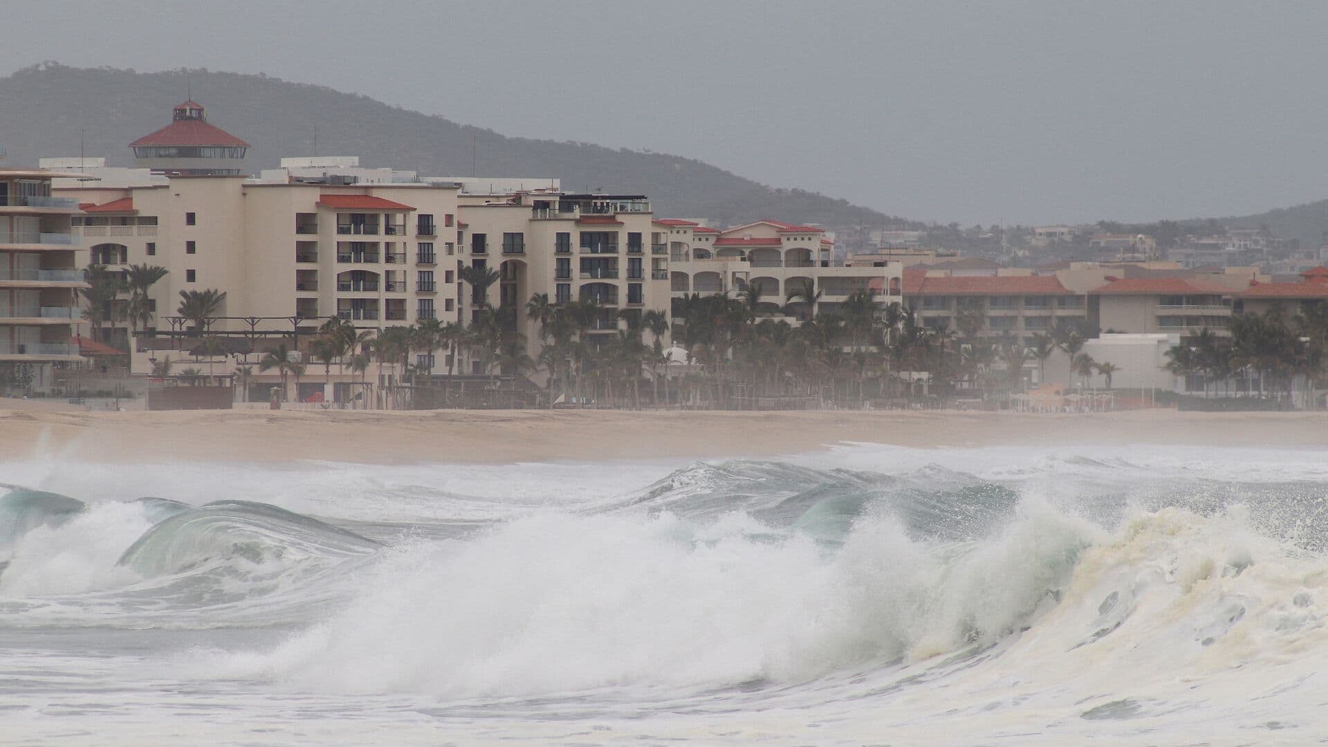 Polo se Debilita a Tormenta Tropical durante su Paso por Sonora
