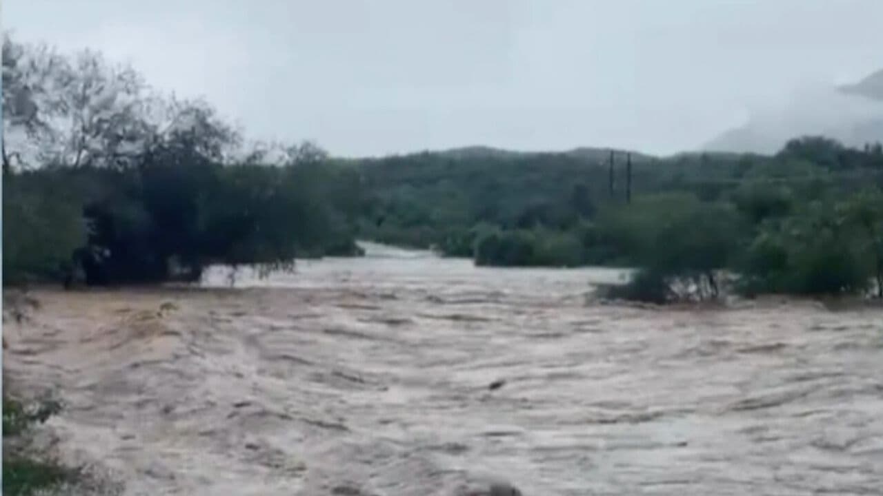 Cierran Tramo Suaqui Grande-Tecoripa por Lluvias e Inundaciones