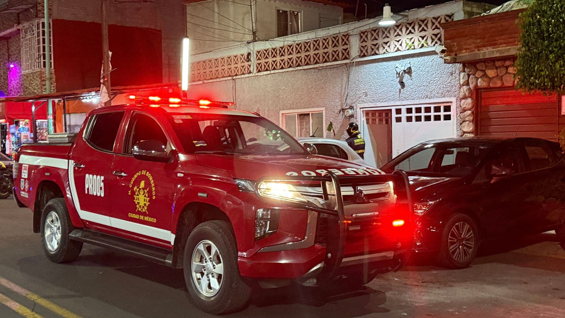 Desalojan Casa por Fuga de Gas en Santa Cruz Meyehualco, Iztapalapa
