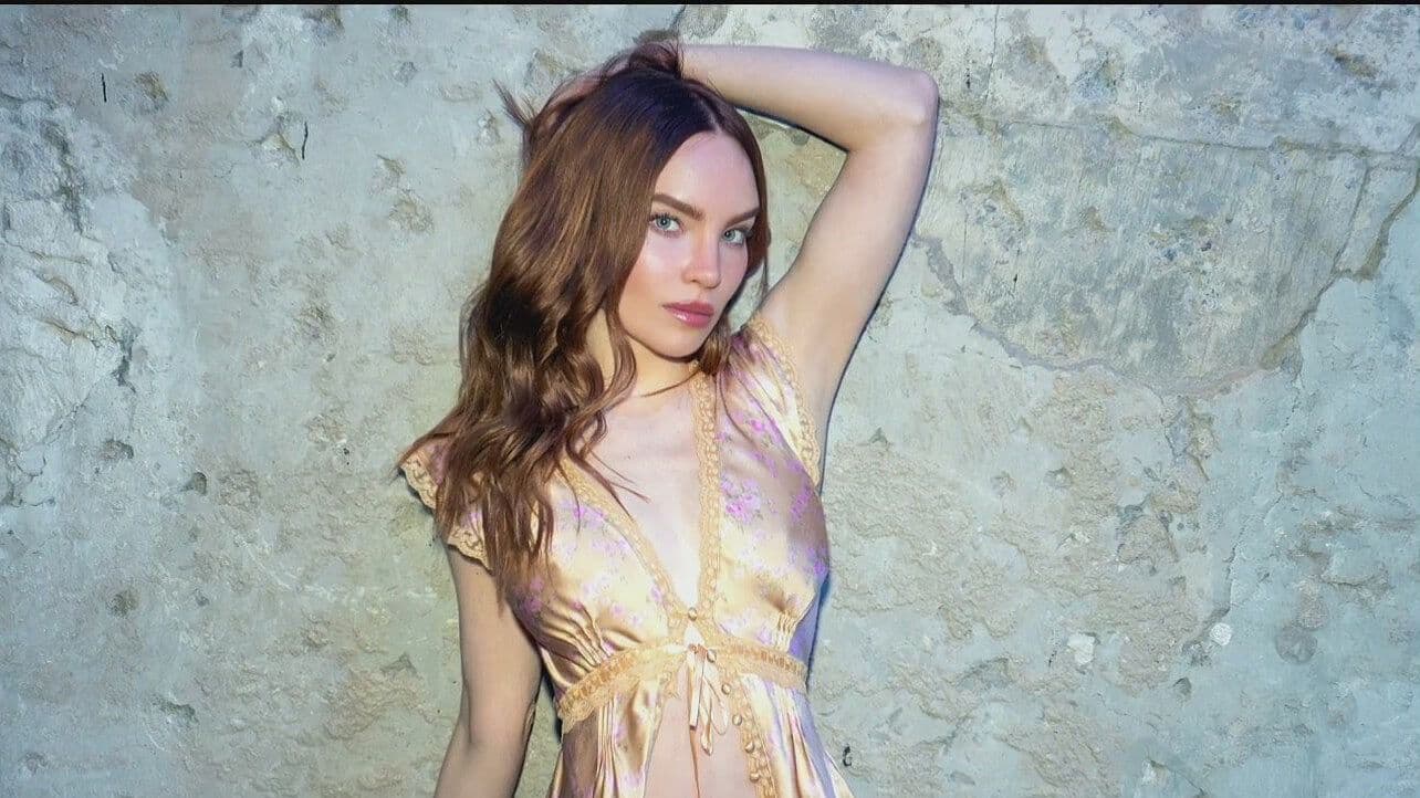 Belinda Estrena Look y Presume en Fotos su Nuevo Color de Cabello
