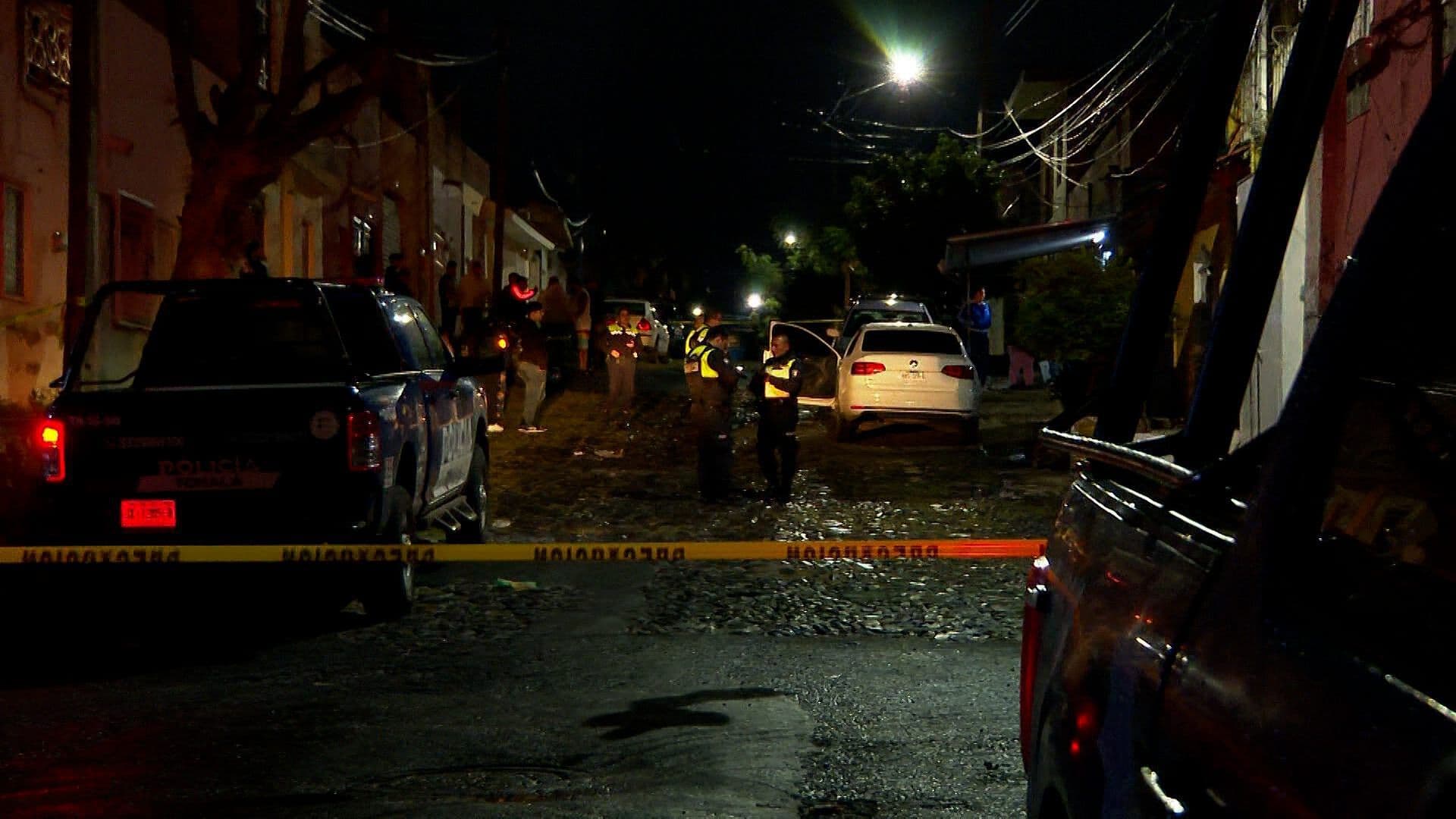 Atacan a Balazos a Dos Hombres A Bordo de Vehículo en Tonalá; Uno de Ellos Murió