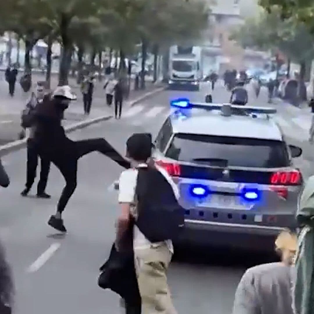 Policías y Estudiantes se Enfrentan en Francia