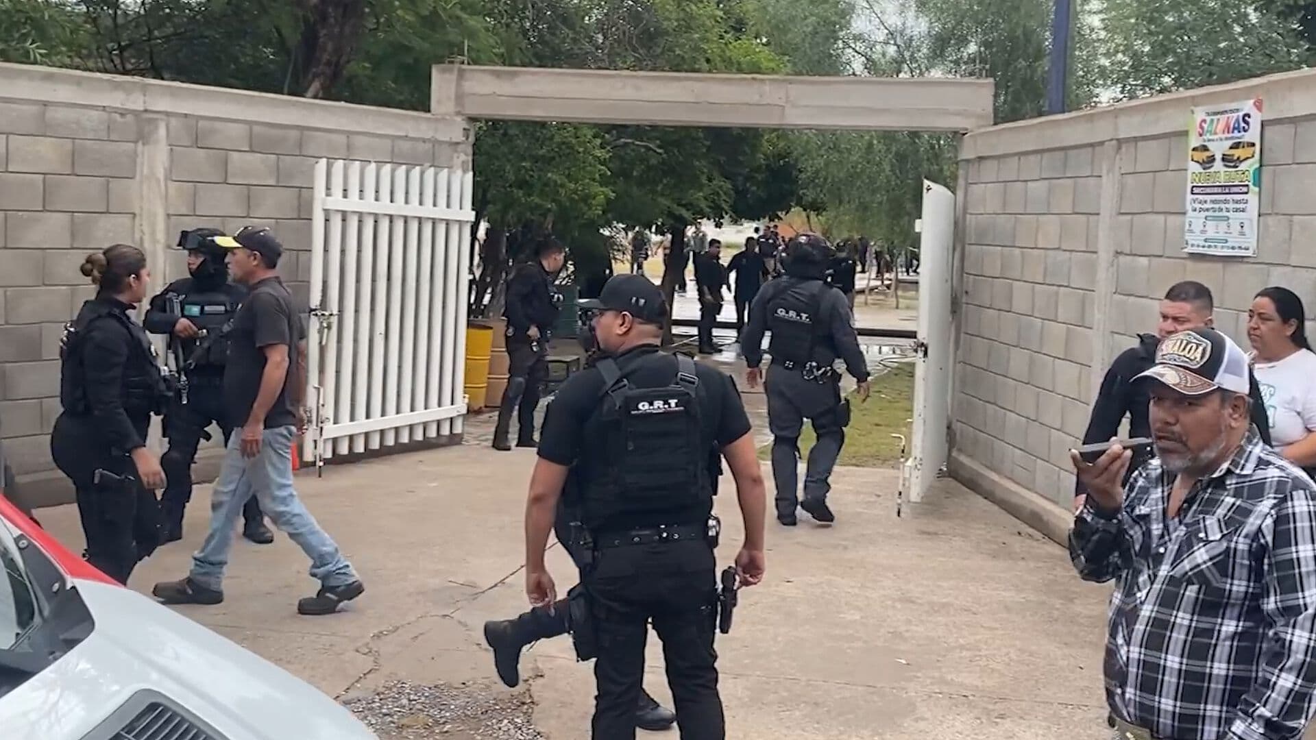Dos Menores Atacan a Estudiantes y Maestros en Secundaria 13 de Torreón, Coahuila