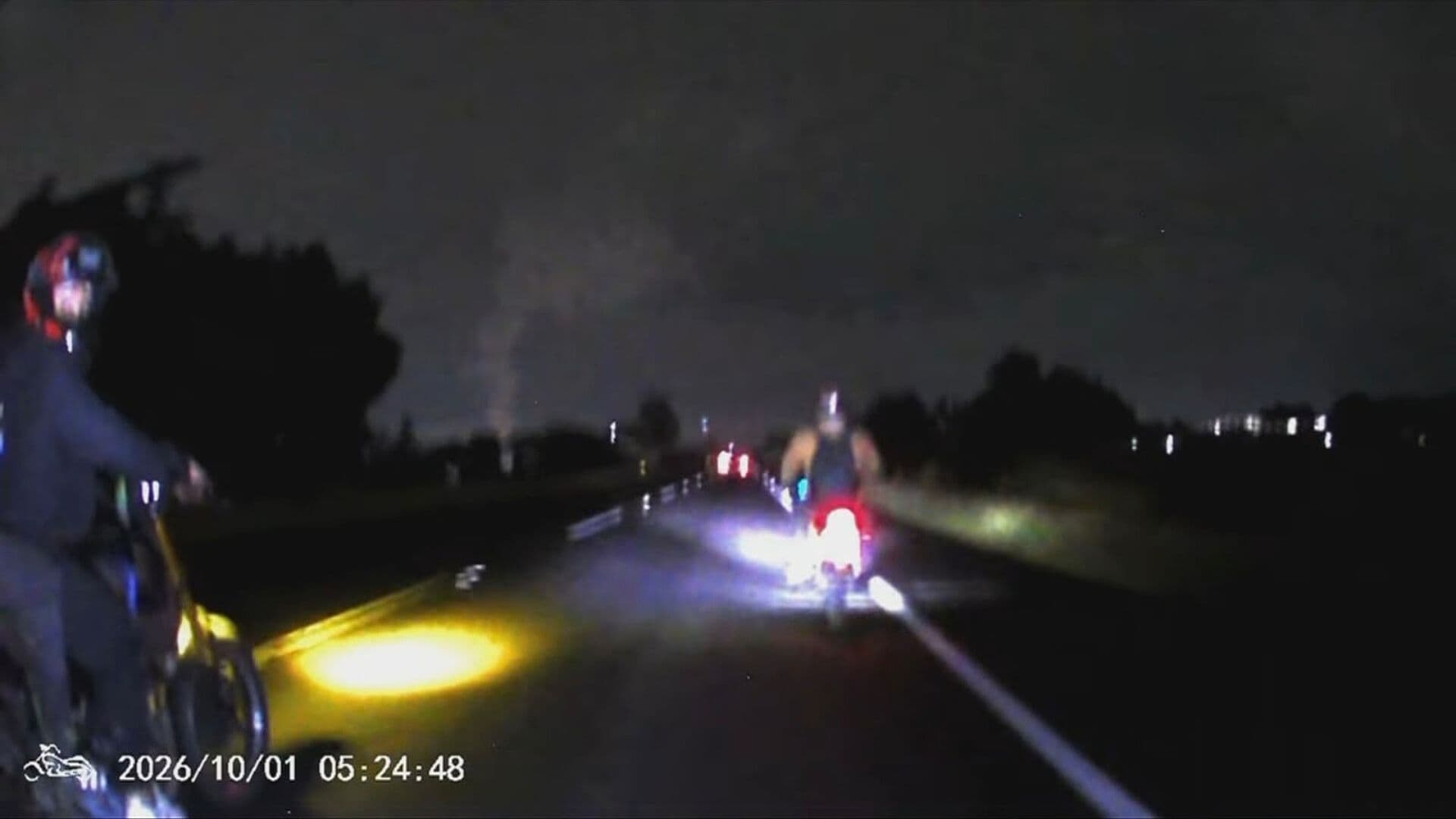 Video | Motociclista Libra Asalto en la México-Pachuca, Edomex