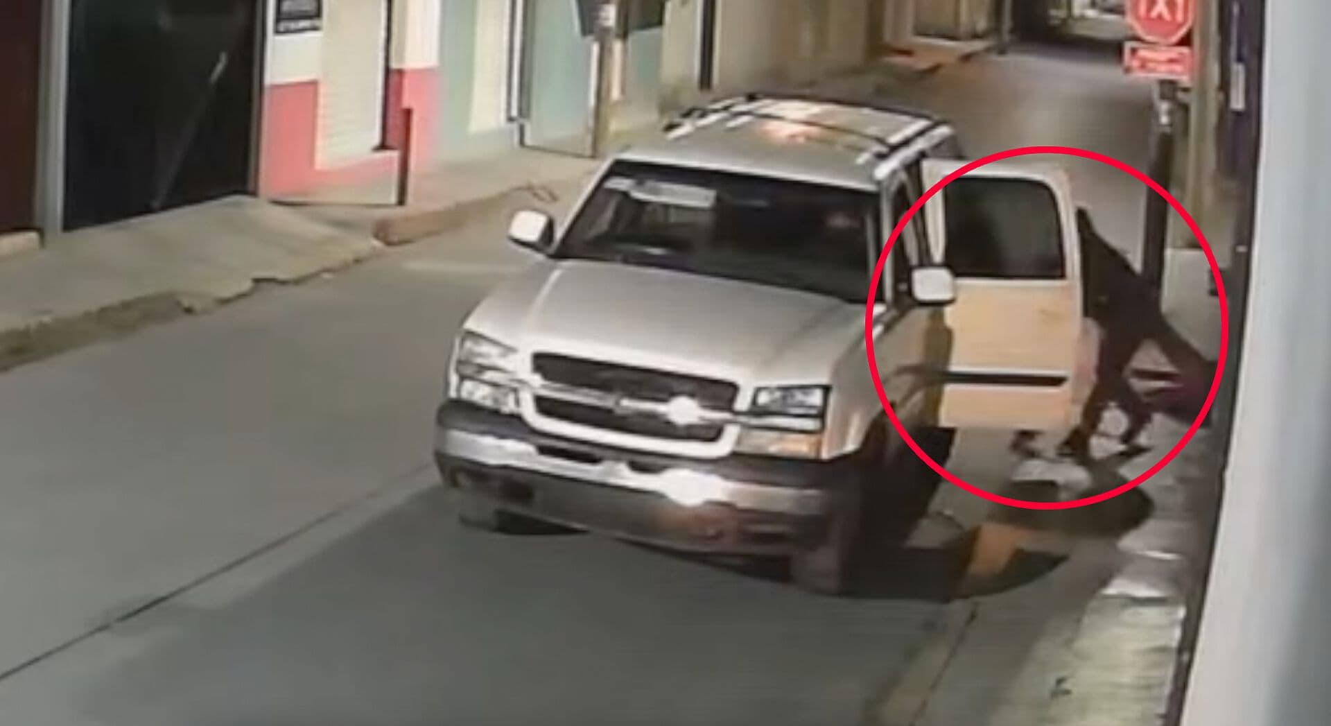 Sujetos Roban Mercancía de Tienda de Ropa en Cuautlancingo, Puebla