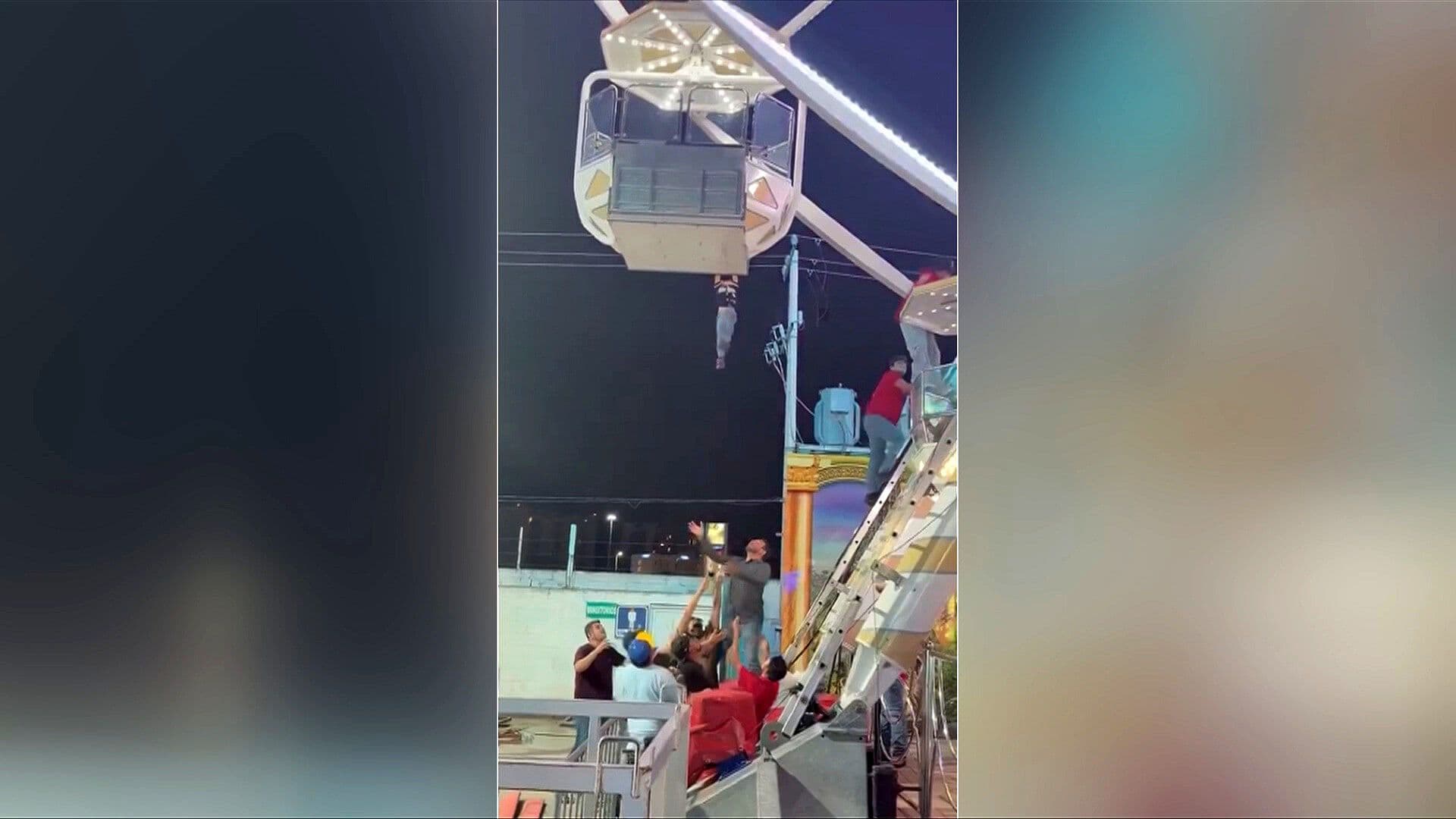Video: Niño Escala por Rueda de la Fortuna y Queda Atorado en Torreón, Coahuila