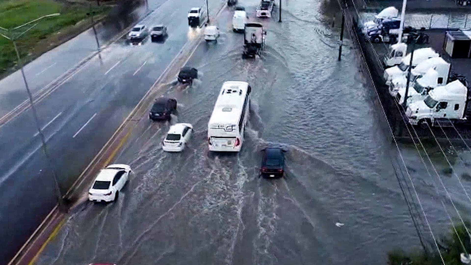 Así se Ven las Calles Inundadas en Nuevo León por Fuertes Lluvias