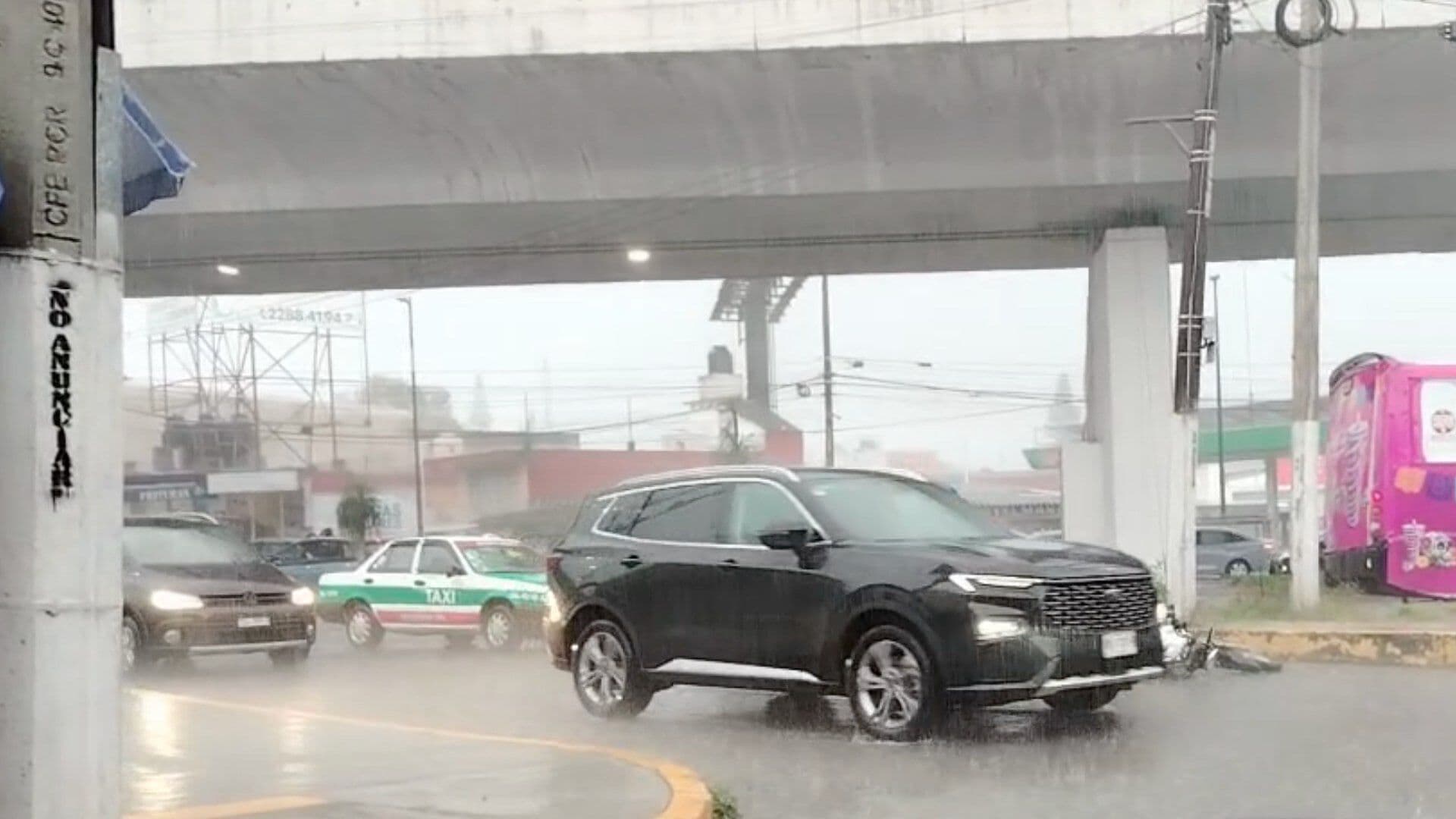 Se Registra Lluvia Intensa en Xalapa; Reportan Encharcamientos