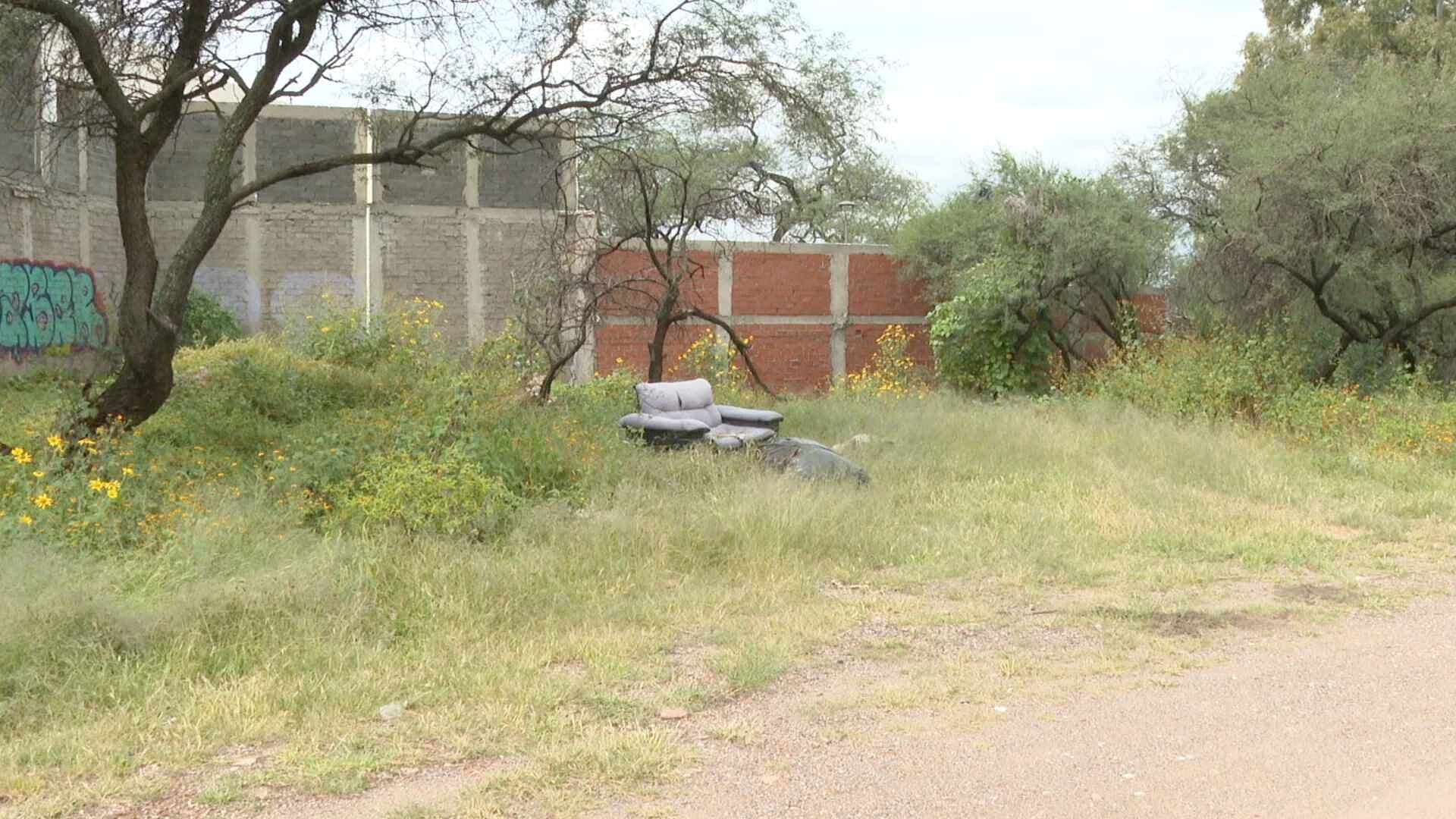 Lugar Donde Abandonaron el Bebé en León es Utilizado como Basurero