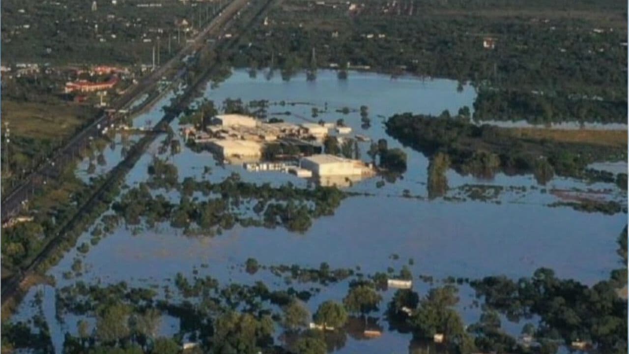 Rastro de Navojoa, Sonora Permanece Cerrado Tras Inundaciones por el Huracán Polo