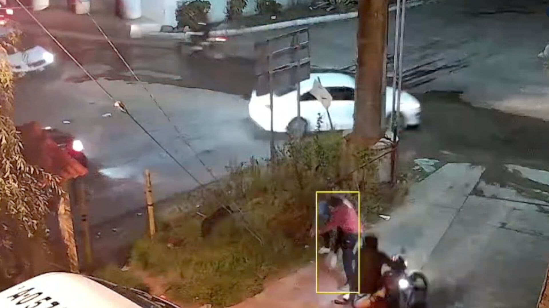 Video: Sujetos Asaltan Unidad de Transporte Público en Huejotzingo, Puebla