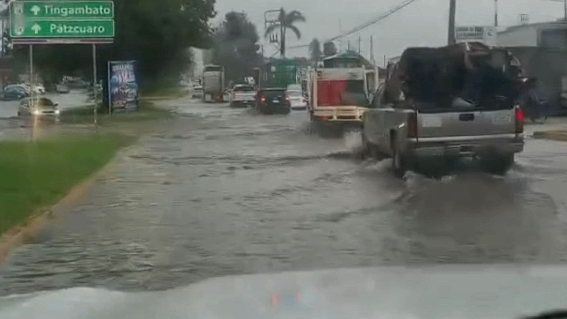 Video | Luvias en Estados del Sur de México Provocan Afectaciones