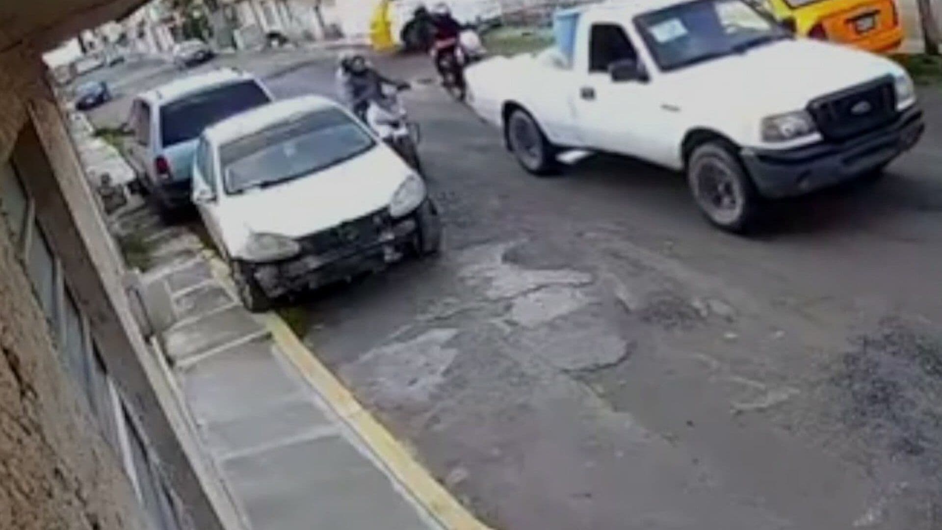 Roban Camioneta a Vendedor en Santa María Xonacatepec, Puebla