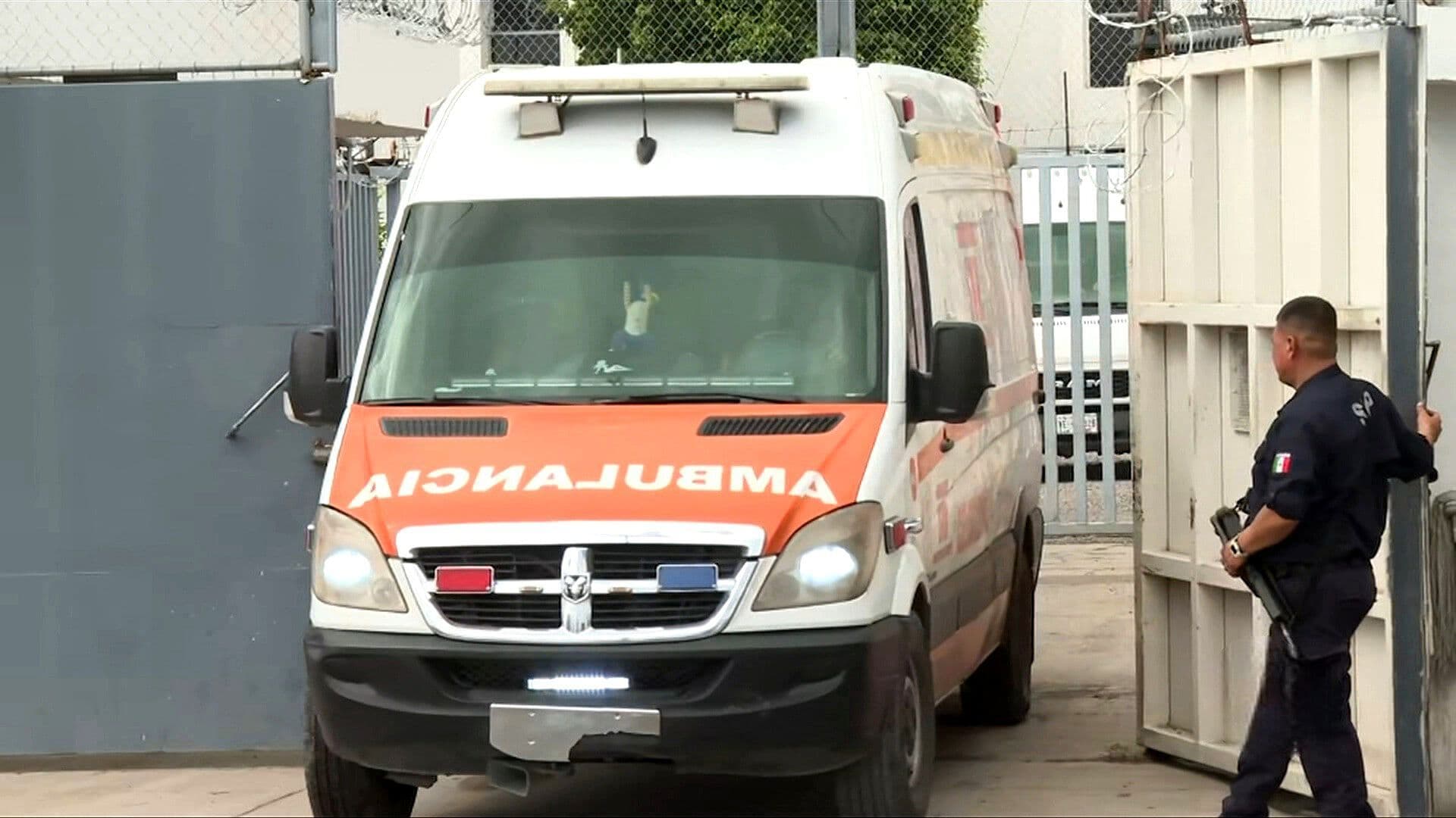 Se Entrega Médico que Aplicaba Sueros Vitaminados en Sonora