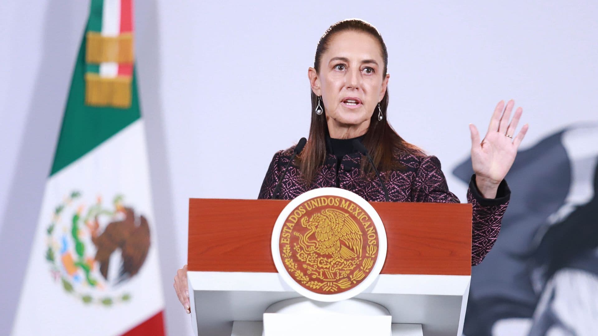 Polémica por Asistencia de Embajador de EUA a Evento en Querétaro
