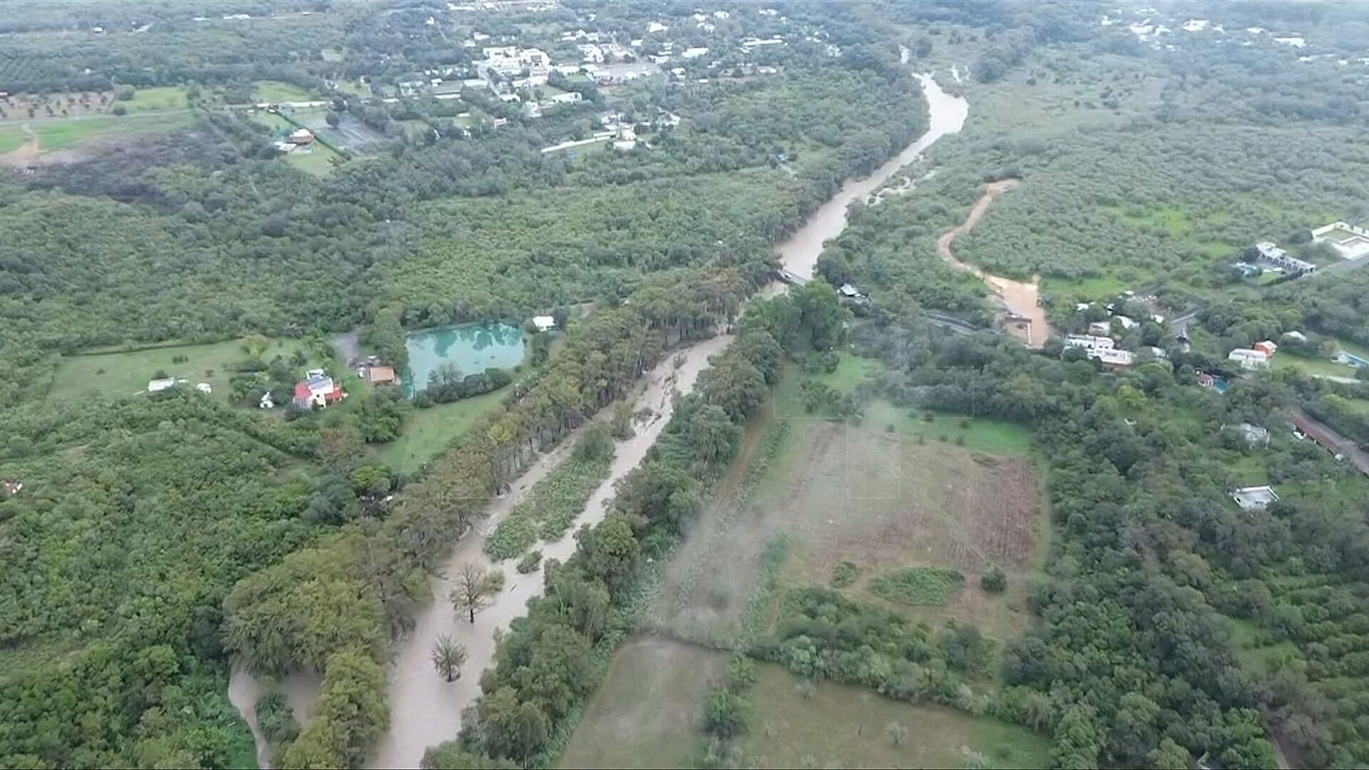 Aumenta el Caudal de Ríos en Nuevo León por las Fuertes Lluvias