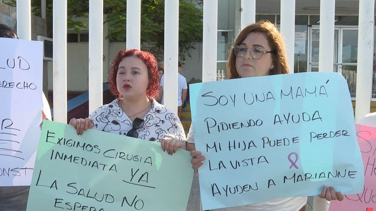Familiares de Marianne Exigen Atención Médica Frente al ISSSTE de Hermosillo
