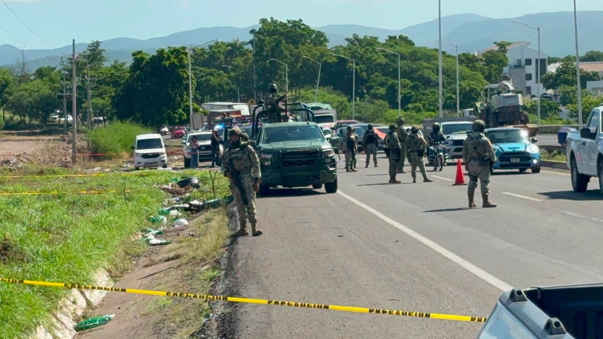 Hallan Hombre Muerto y Envuelto en Plástico en La Costerita, Culiacán