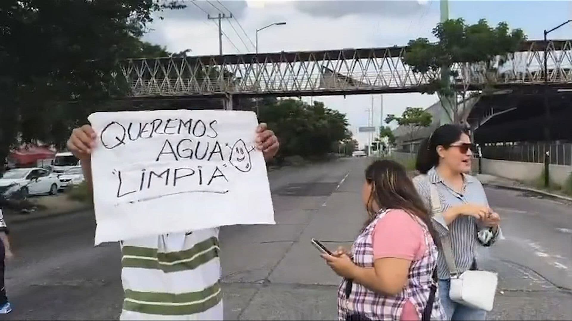 Protestan por Contaminación del Agua Potable en Área Metropolitana de Guadalajara