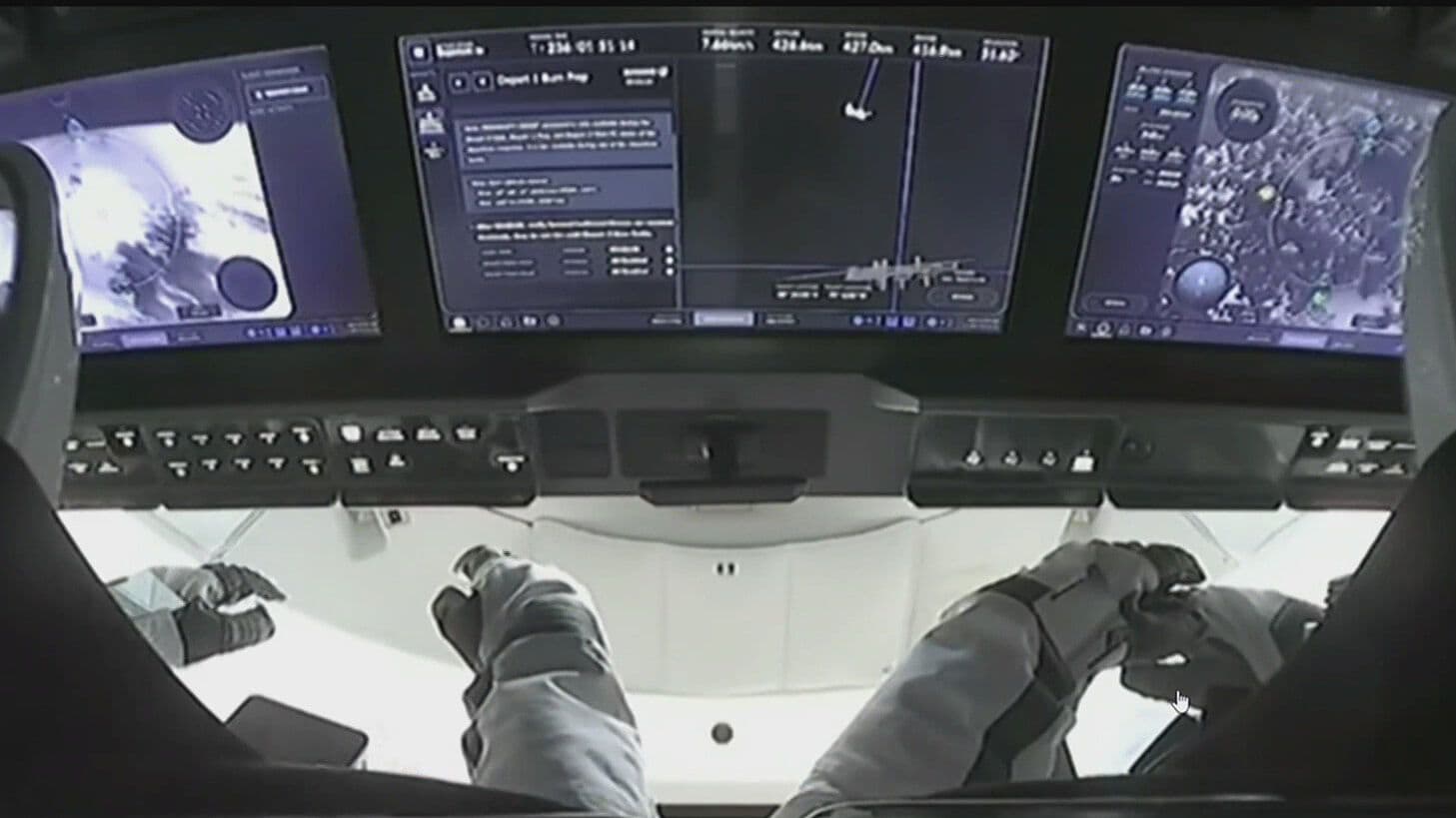 Misión Crew-12 de SpaceX de la NASA en Vivo: Inicia Desacoplamiento