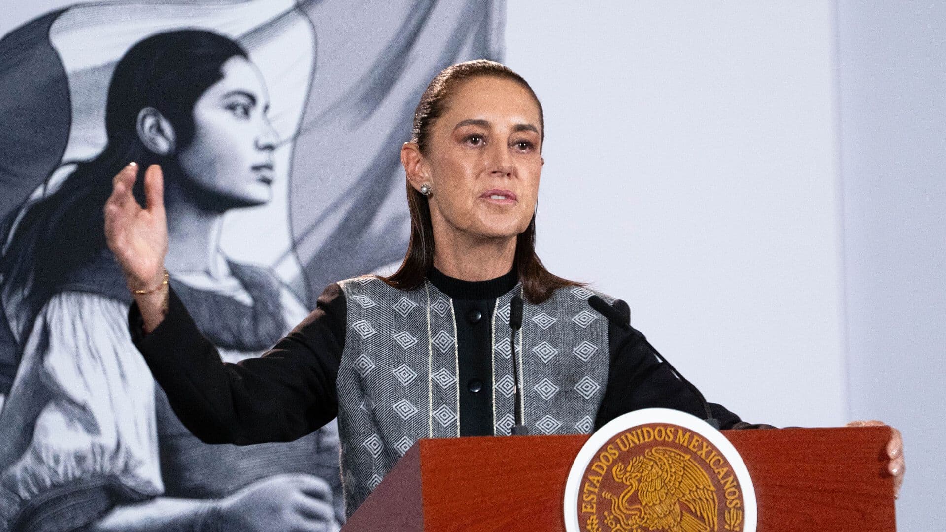 Sheinbaum Firma Decreto Sobre Doble Nacionalidad