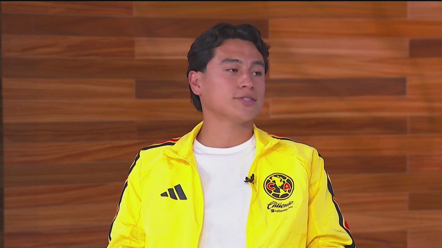 Ramón Juárez Celebra 110 Años del América y Habla de lo que Significa Jugar para las Águilas