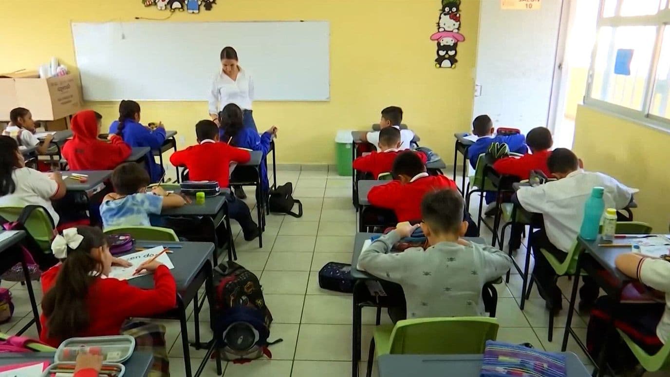 Anuncian Fechas de Registro Para la Beca Rita Cetina en Jalisco