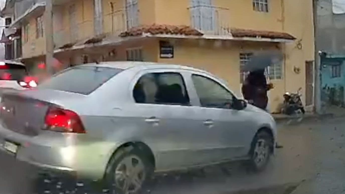 Video Joven Estudiante Atropellado Wenceslao y Juan N Méndez Zacatlán Puebla