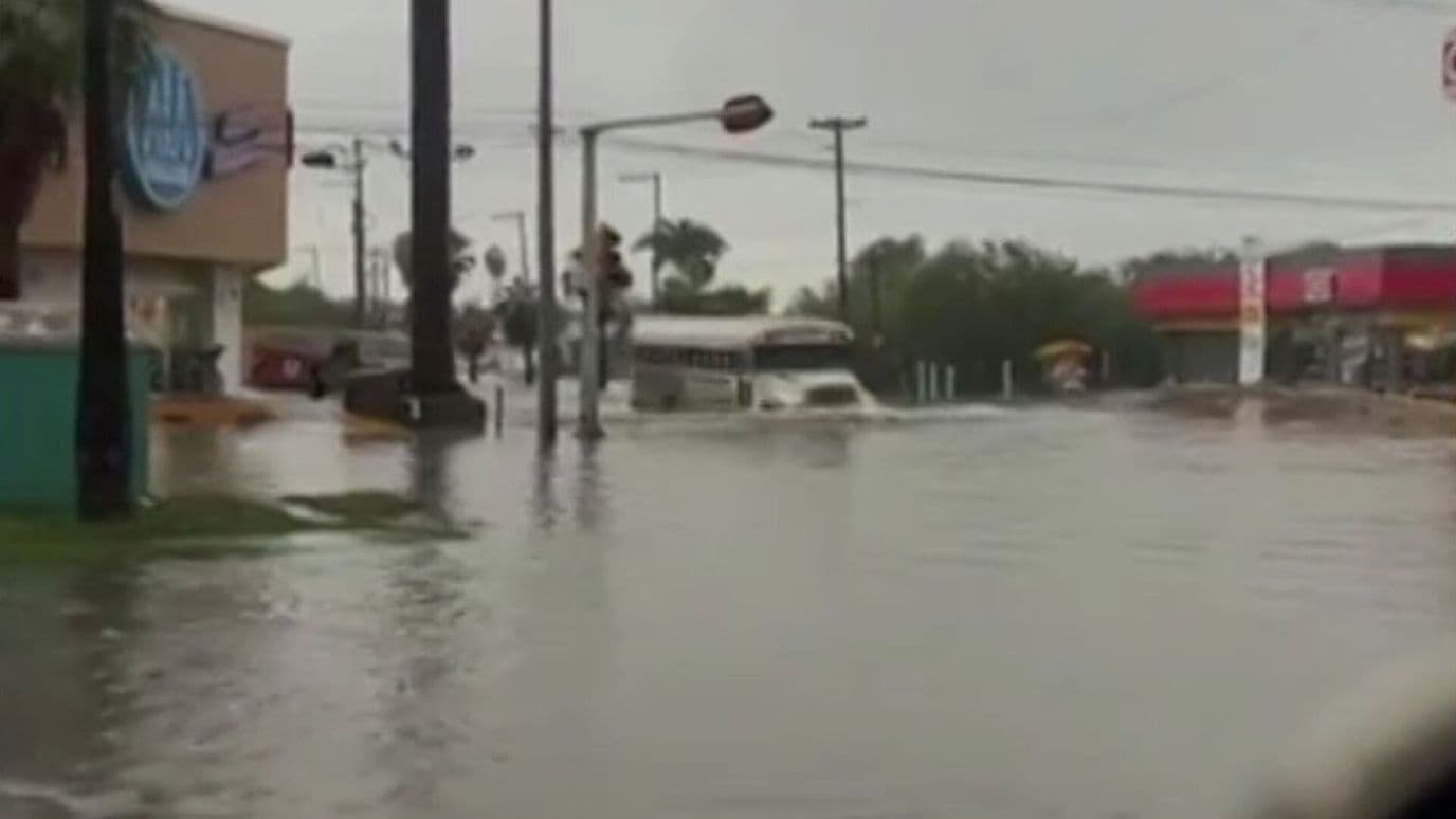 Video | Lluvias Dejan Encharcamientos en Vialidades de Matamoros, Tamaulipas