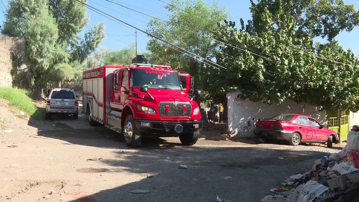 Mujer de 93 Años Es Trasladada al Hospital Tras Incendio en Hermosillo