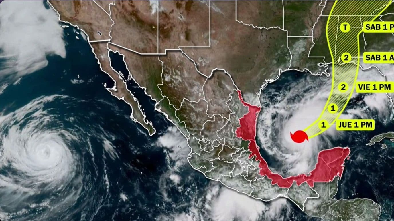 Tres Sistemas Ciclónicos Amenazan con 'Golpear' Costas de México