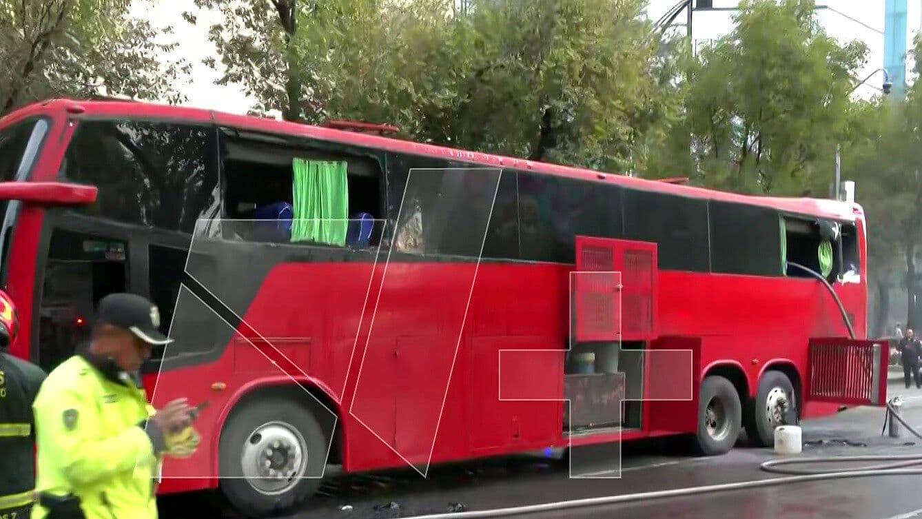 Conato de Incendio en Autobús Turístico Provoca Cierre en Paseo de la Reforma
