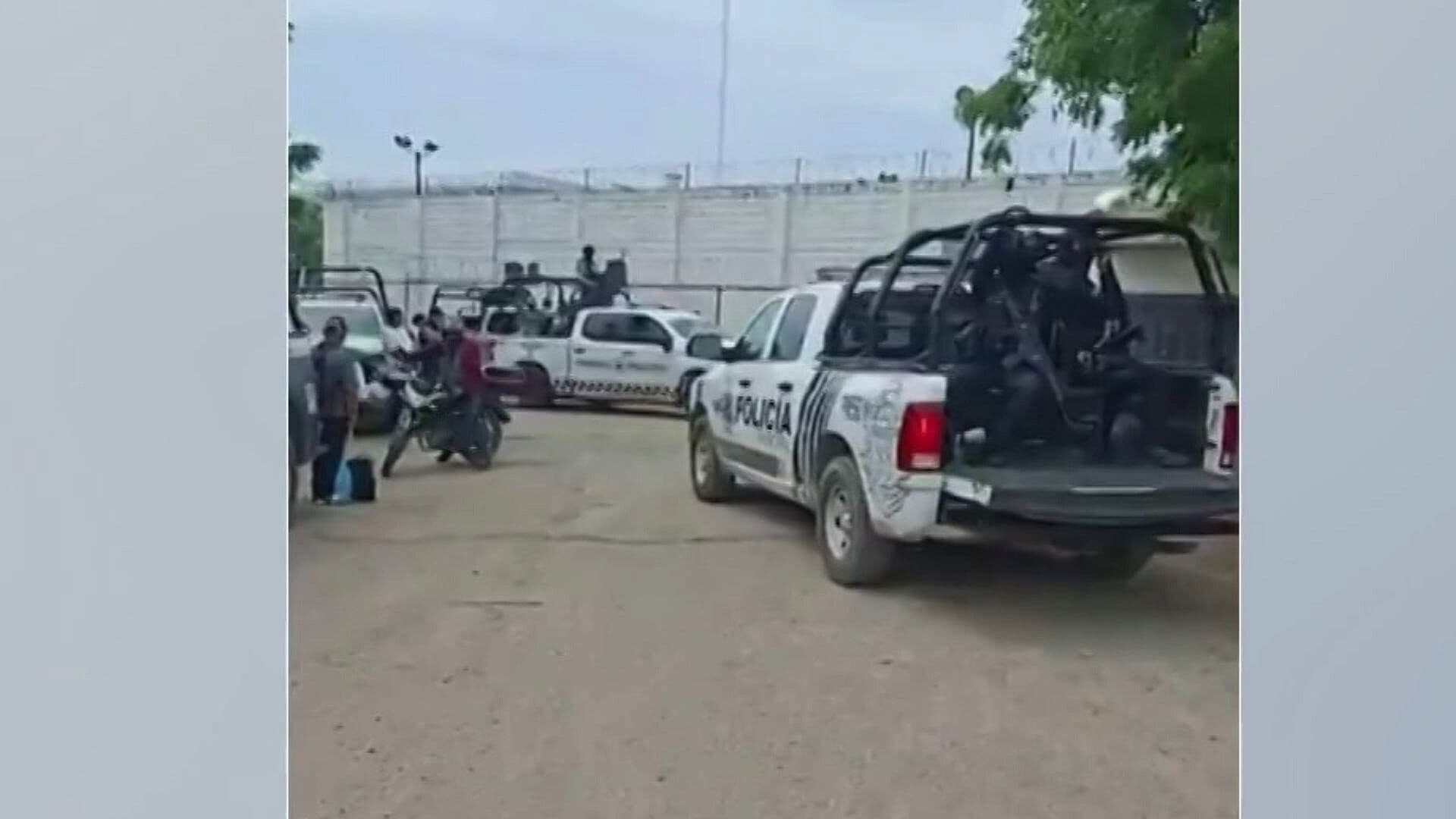 Reportan Movilización en el Penal de Mazatlán, Sinaloa: Helicóptero Sobrevuela la Zona