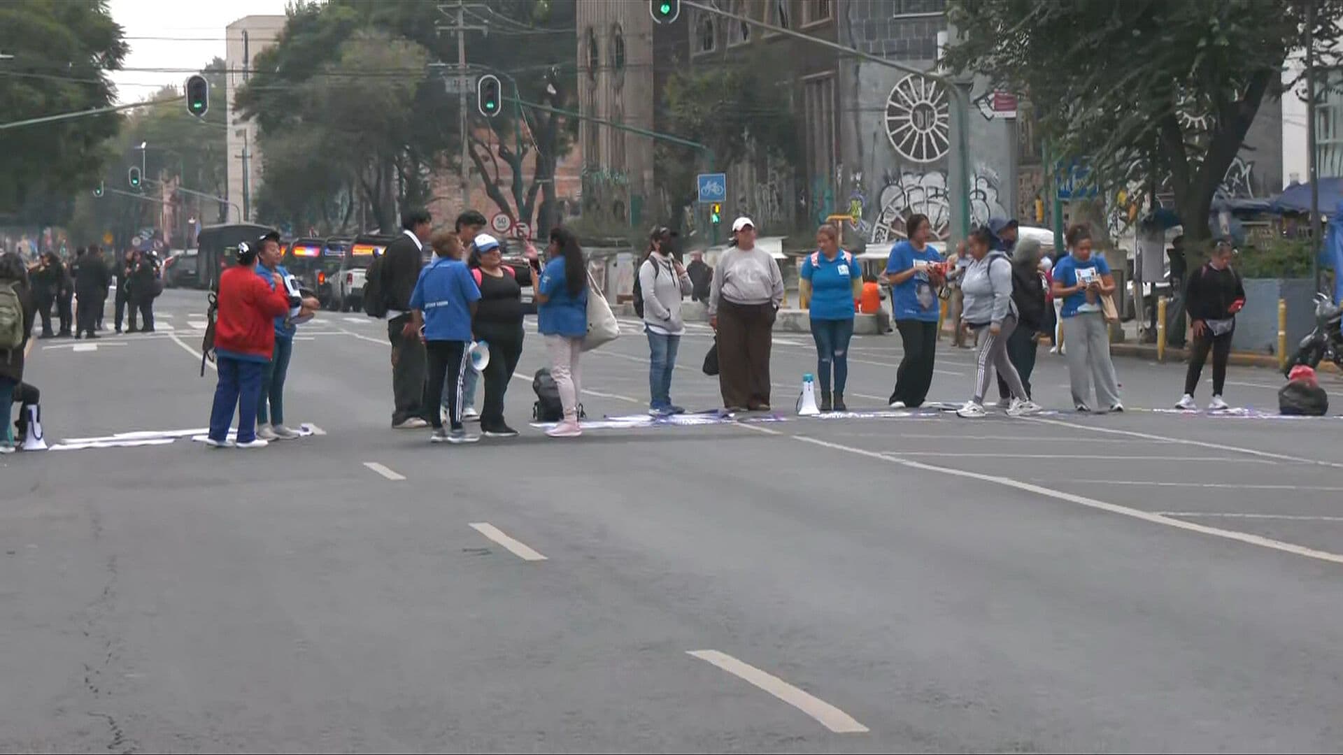 Bloquean Avenida Niños Héroes en la Alcaldía Cuauhtémoc