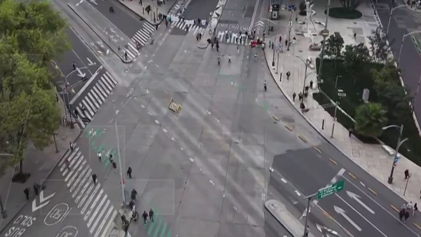 Así se Ven desde el Aire los Múltiples Cierres en Reforma por Trabajadores del IMSS