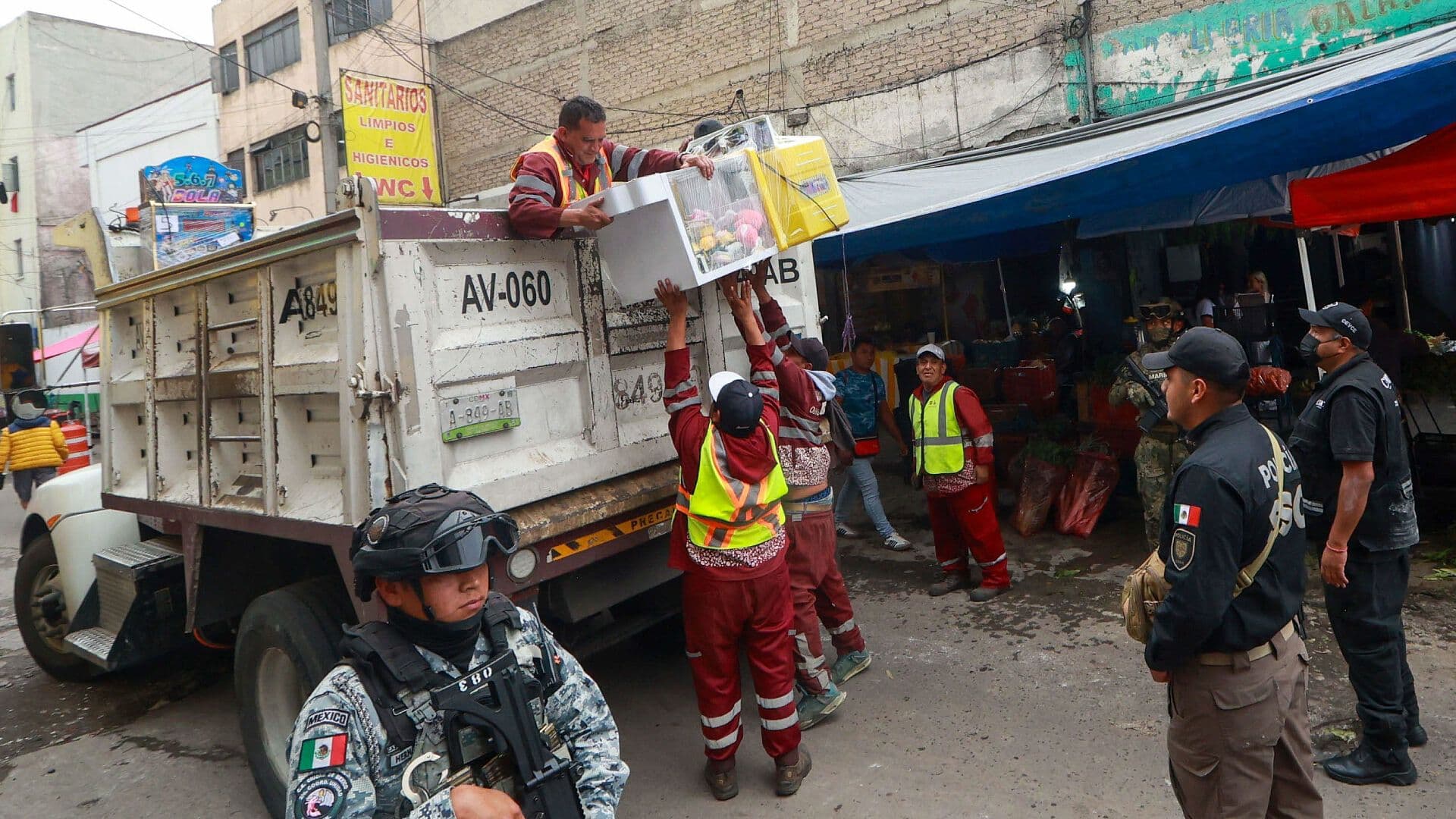 De Apuestas a Peluches: Aseguran Maquinas Tragamonedas en Operativo en CDMX