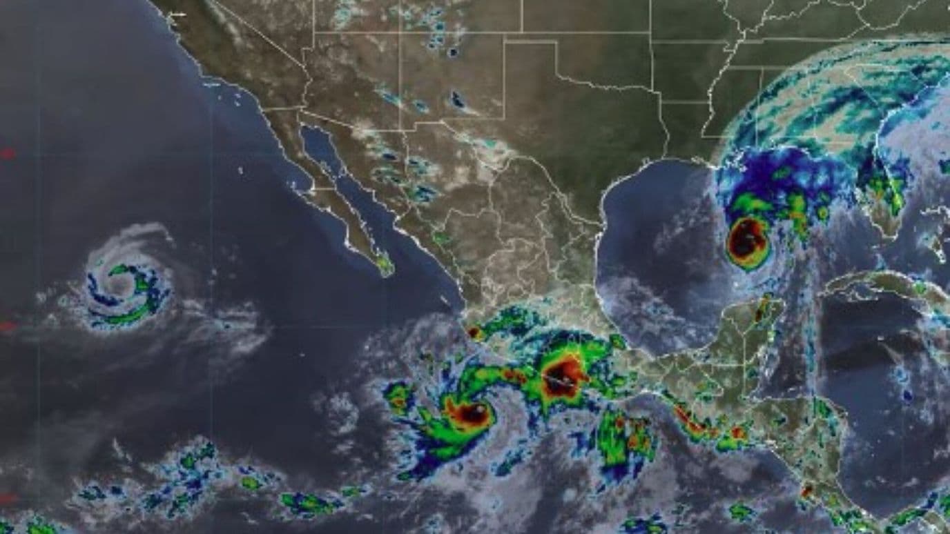 El Huracán Isaias Podría Tocar Tierra entre Alabama y Florida; Simón lo Haría en Jalisco
