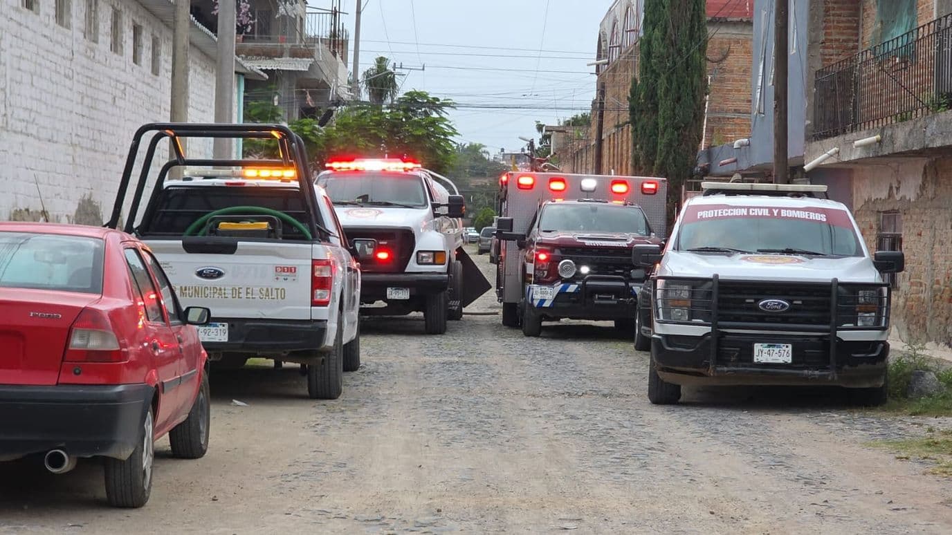 Incendio por Presunto Flamazo en Drenaje Deja 2 Heridos en El Salto