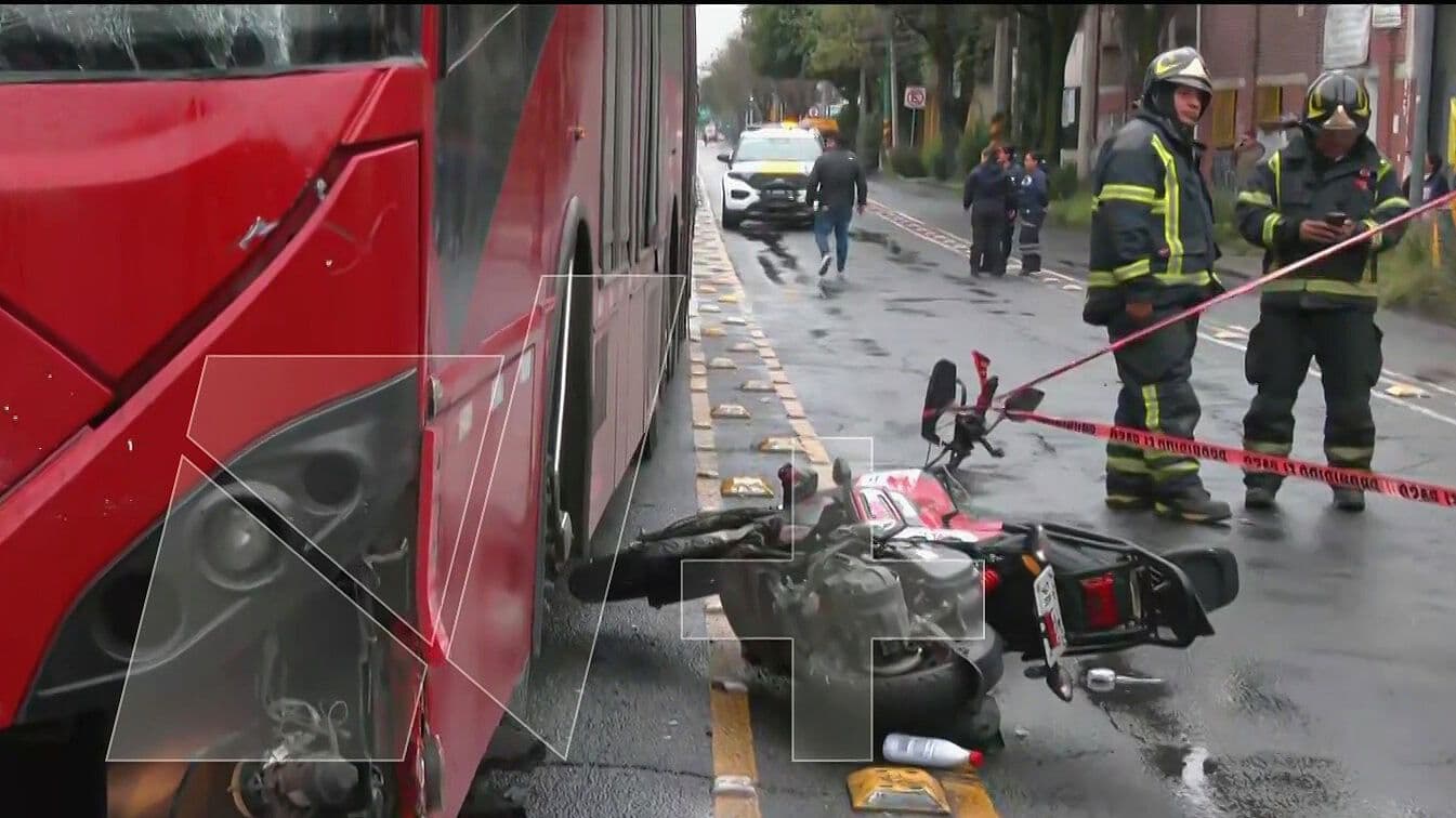 Muere Motociclista Tras Choque con Metrobús en la GAM: Esto Pasó