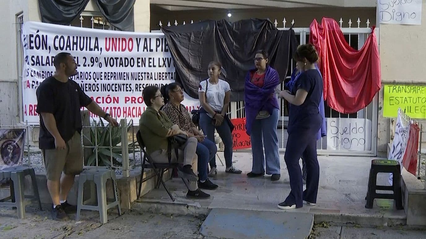 Personal del IMSS Mantienen Plantón en Torreón, Coahuila