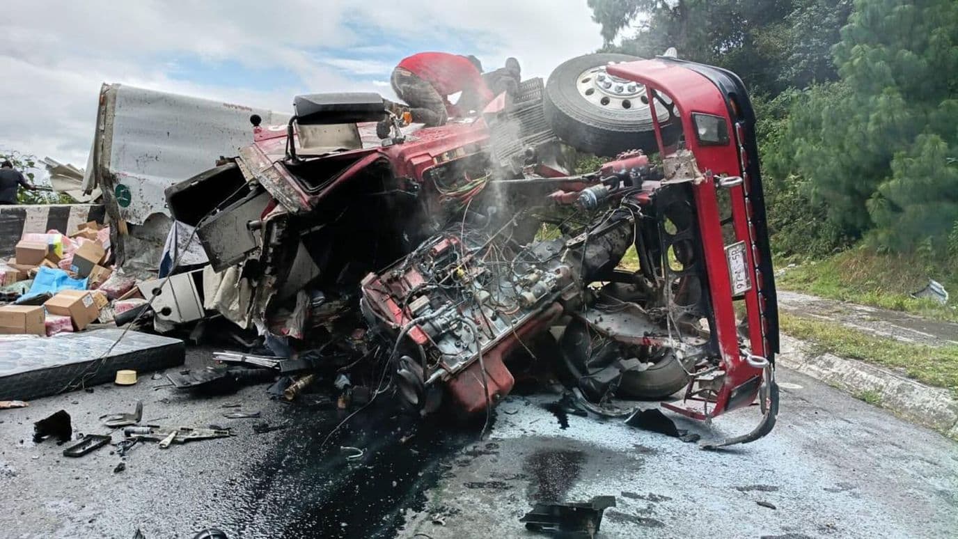 Identifican a Trailero Fallecido en Accidente Carretero en Autopista Puebla Orizaba Las Cumbres de Maltrata Veracruz