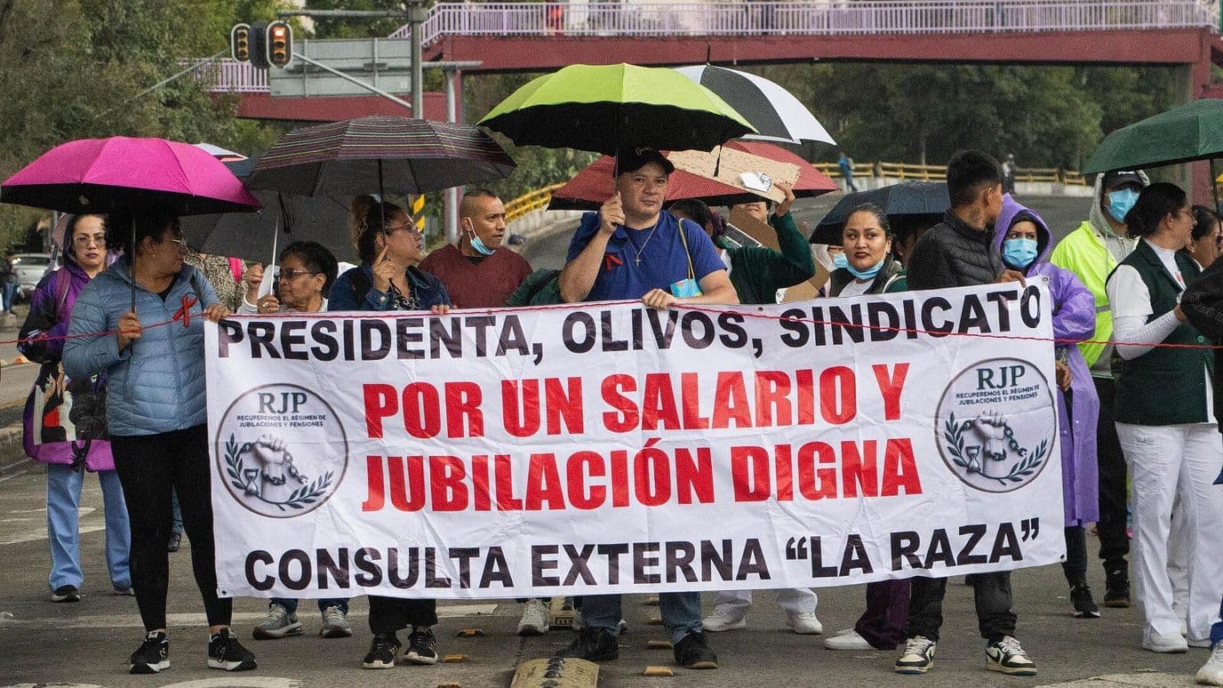 Trabajadores del IMSS Intensifican sus Protestas en la Ciudad de México