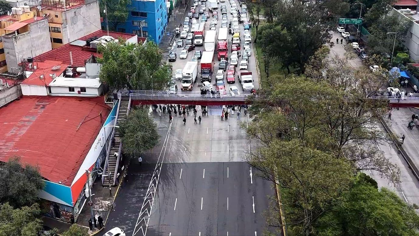 Crónica del Paro del IMSS: Segundo Día de Bloqueos, Repliegues y Afectaciones Viales