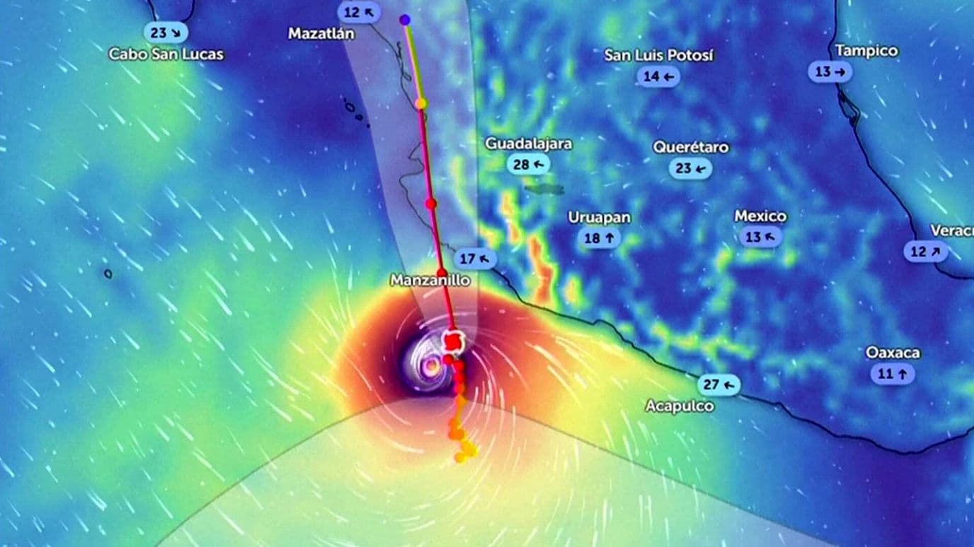 Protección Civil Pide Resguardarse ante Huracán Simón en Jalisco y Colima