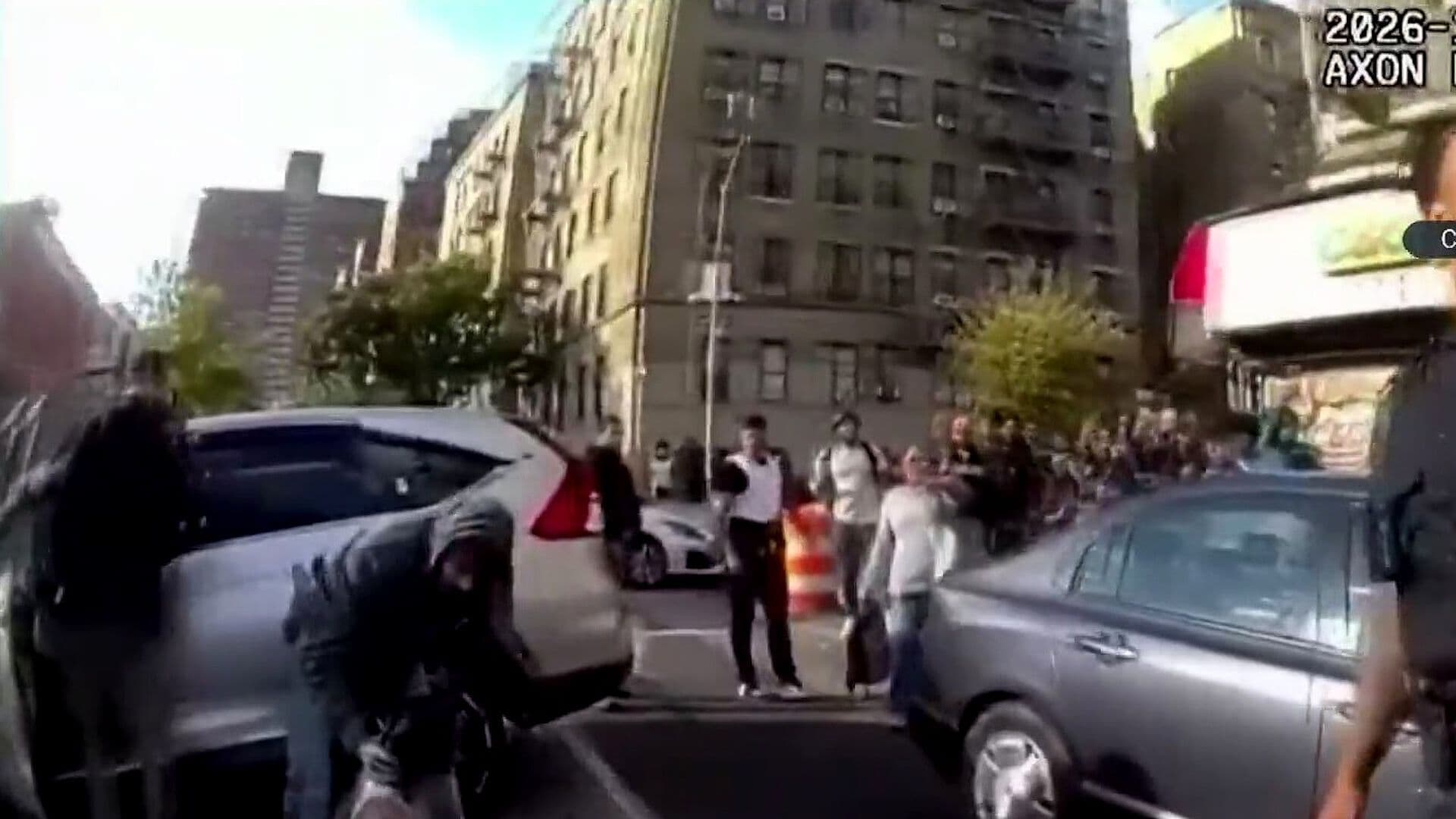 Agente de ICE Hiere a Migrante Dominicano Durante Operativo en Nueva York